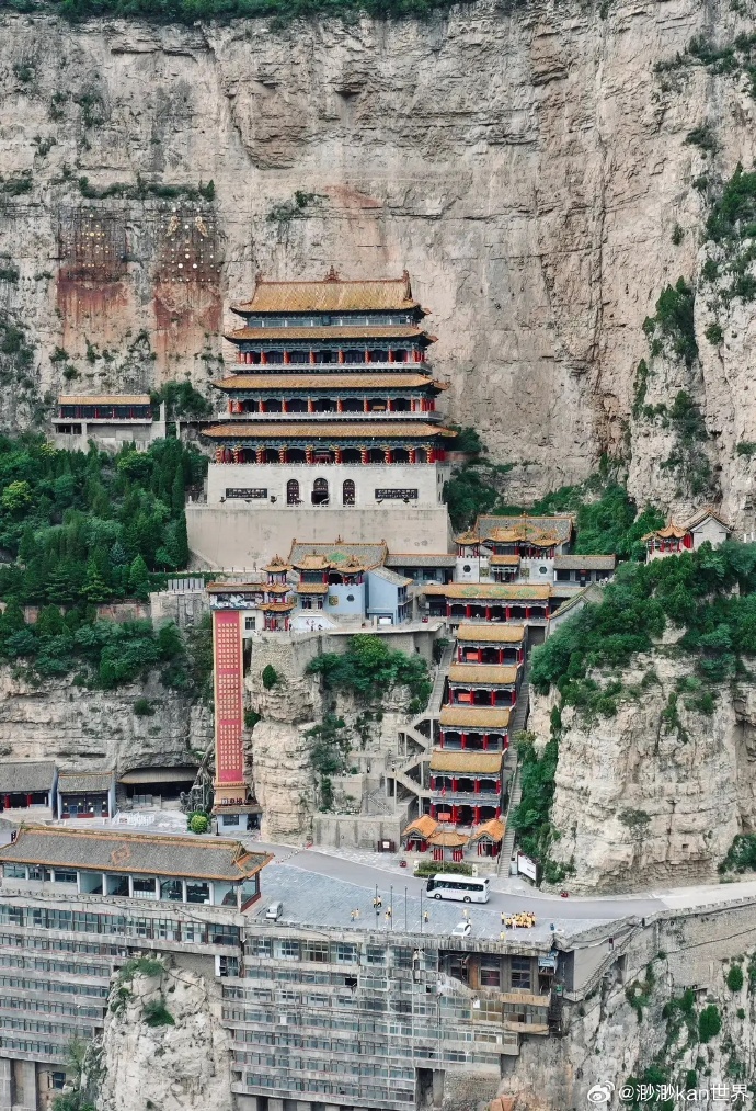 山西，历史文脉与现代转型的交响之地